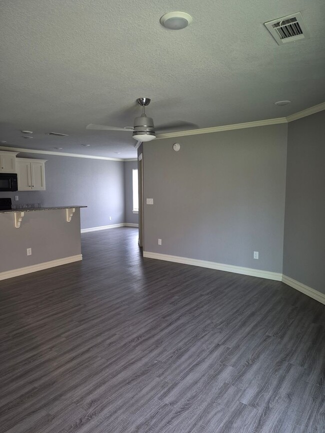 Building Photo - Move in Special on this beautiful place at...