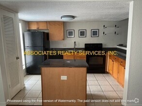 Building Photo - 1810 NW 23rd Blvd