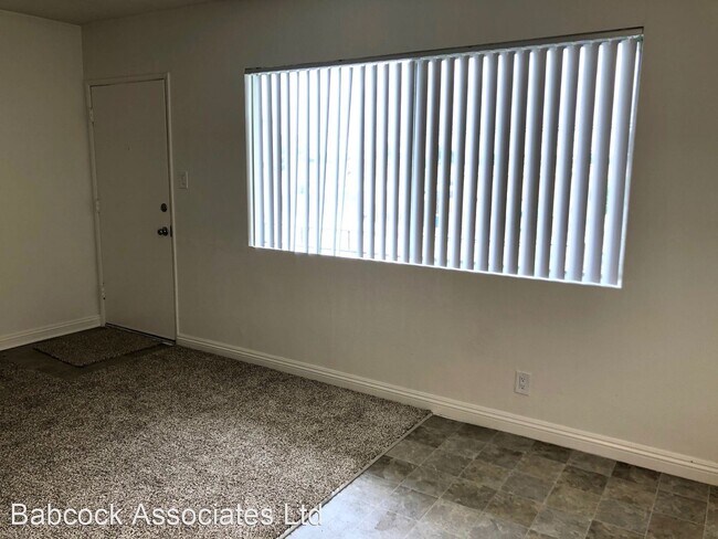 Building Photo - 10400 S Inglewood Ave