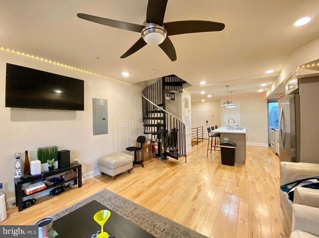 Building Photo - 1950 N Gratz St