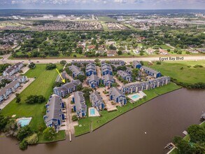 Building Photo - 18519 Egret Bay Blvd