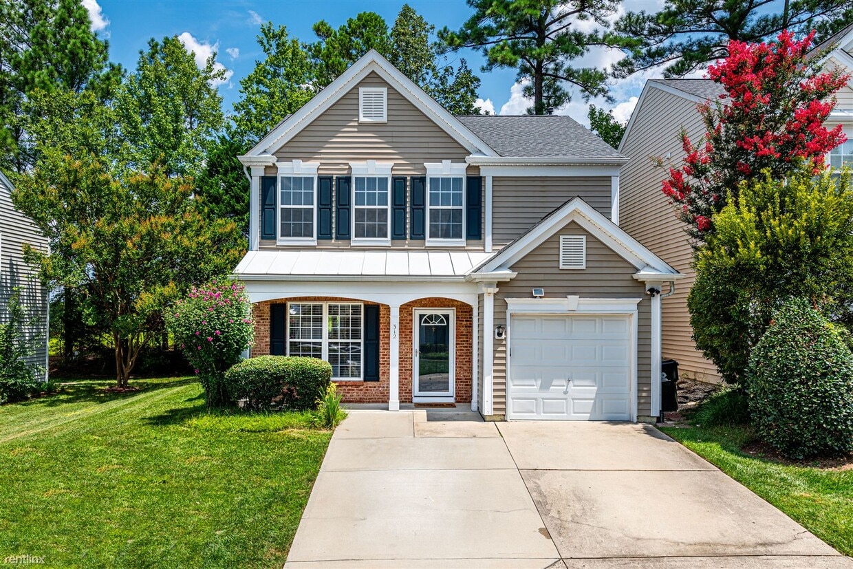 3 br, 2.5 bath Townhome 312 Durston Loop Townhouse for Rent in