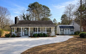 Building Photo - 6430 Crystal Cove Trail