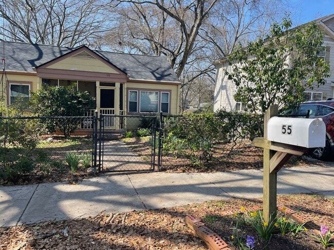Building Photo - Private Basement Studio Apartment in Kirkwood.