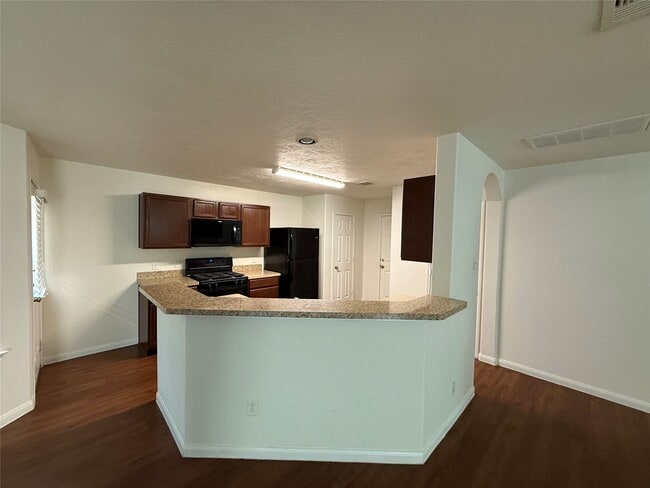 Foto del edificio - 22267 Doubletree Park Dr