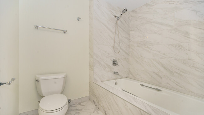 Foto del edificio - 505 N Lake Shore Dr