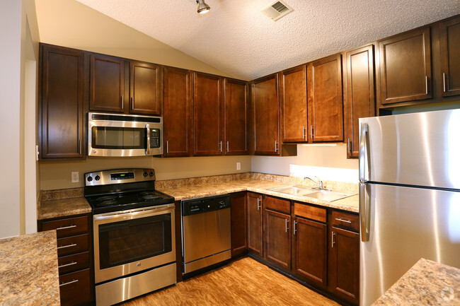 1BR, 1BA - Grayhawk - Kitchen - Wyndham Hill by Broadmoor