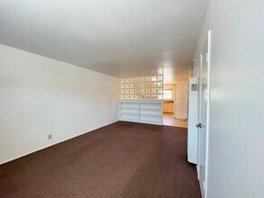 Building Photo - 1176 Rex Rd