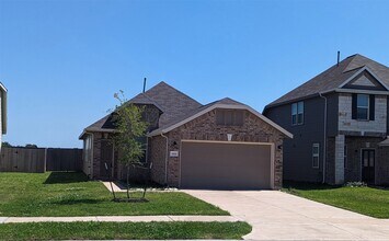 Building Photo - 6303 Prince Pl Dr