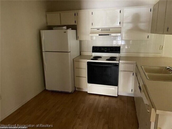 Foto del edificio - 1007 W Pleasant St