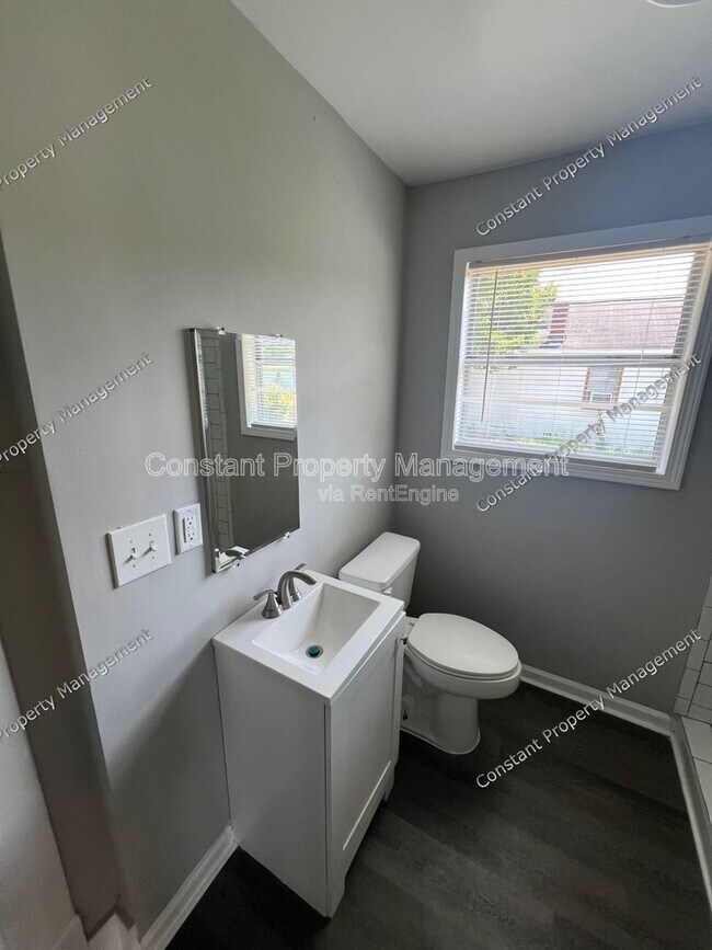 Foto del edificio - 495 Pittman St