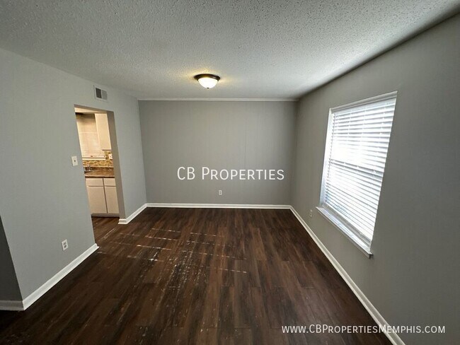 Foto del edificio - 2872 Churchill St