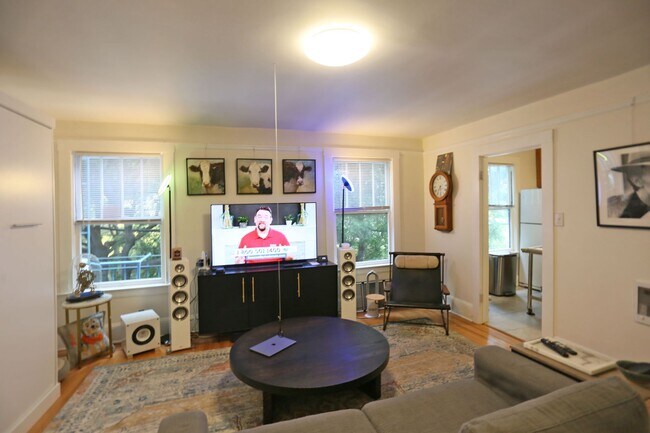 Foto del edificio - 741 Douglass Street