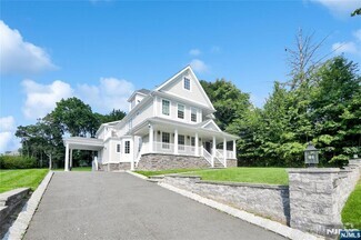 Building Photo - 71 W Linden Ave