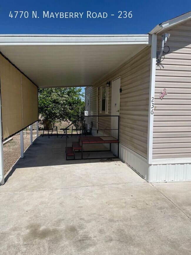 Foto del edificio - 4770 N Mayberry Rd