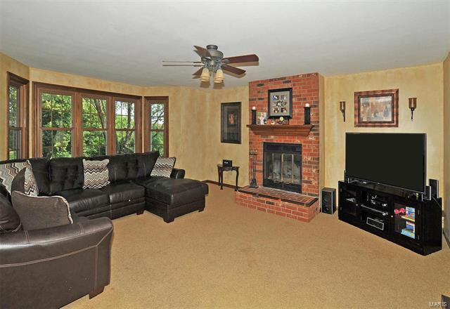 Building Photo - 5963 Royal Country Dr