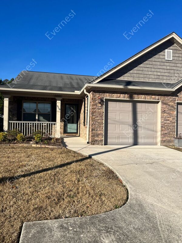 958 Colony Cir, Fort Oglethorpe, GA 30742 House Rental in Fort
