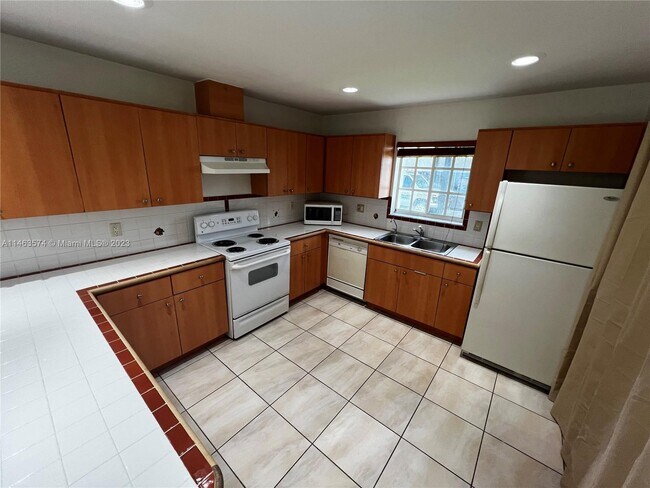 Building Photo - 17710 SW 176th St