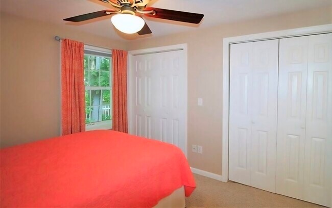 Building Photo - 15 Minuteman Dr