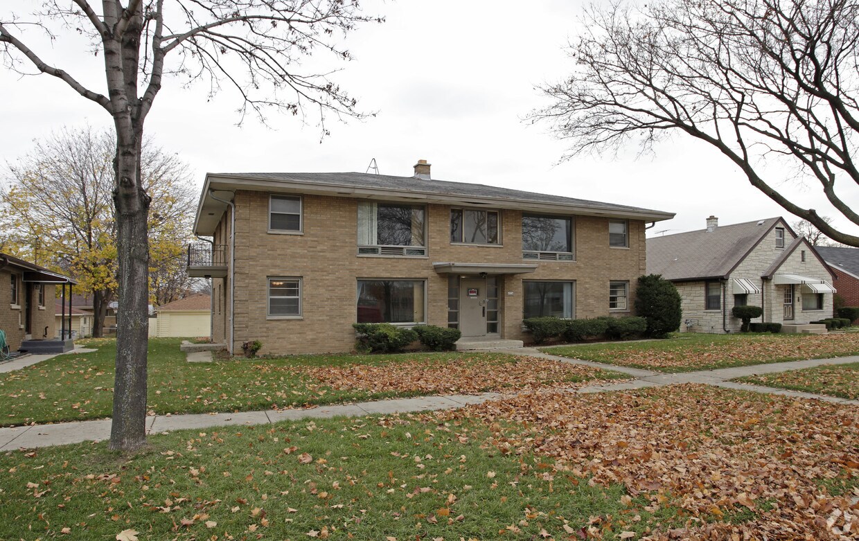 Foto principal - 4954 N 68th St