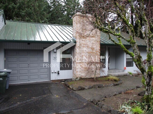 Foto del edificio - Spacious 3 Bedroom, 2.75 Bathroom Condo in Gig Harbor