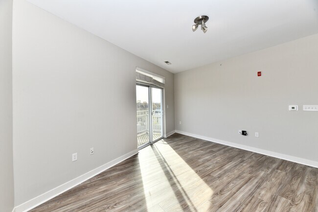 Building Photo - Mozzo apartments