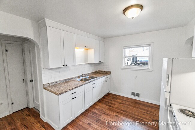 Foto del edificio - 11 E Rich Ave