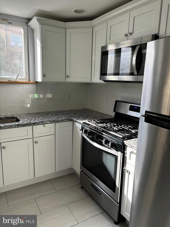 Foto del edificio - 1024 Watkins St