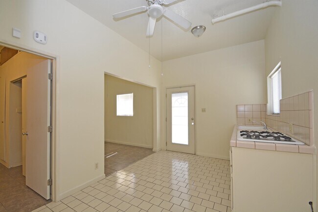 Building Photo - 1152 1/2 S Montebello Blvd