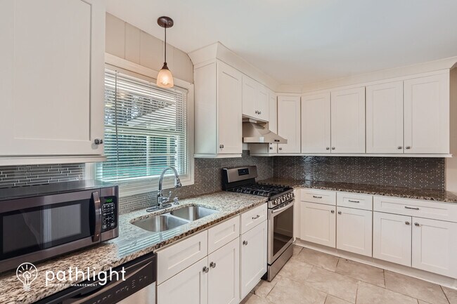Foto del edificio - 1695 Virginia Circle SW, Mableton, GA, 30126