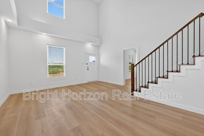 Building Photo - 10552 Tube Dr