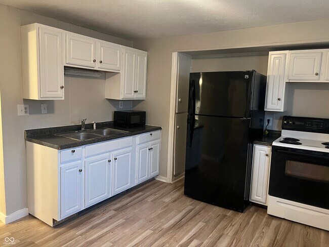 Foto del edificio - 2974 N Denny St