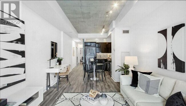 Photo du bâtiment - 127 Queen St E