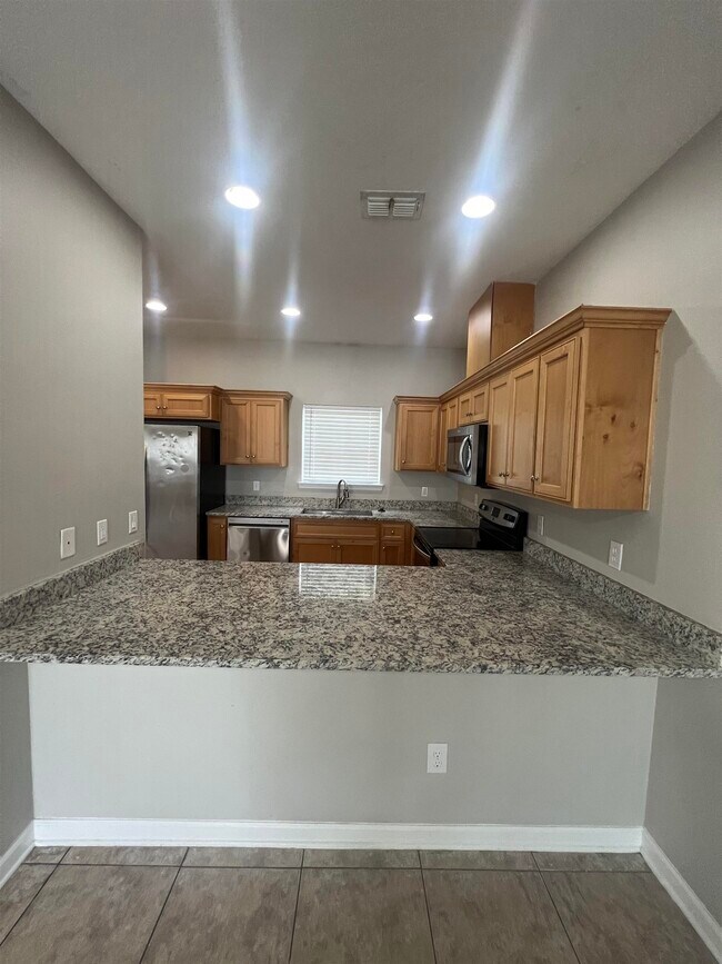 Foto del edificio - 1856 Ivy Ln