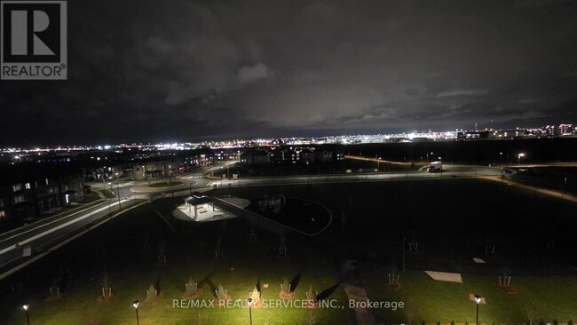 Building Photo - 15 Skyridge Dr