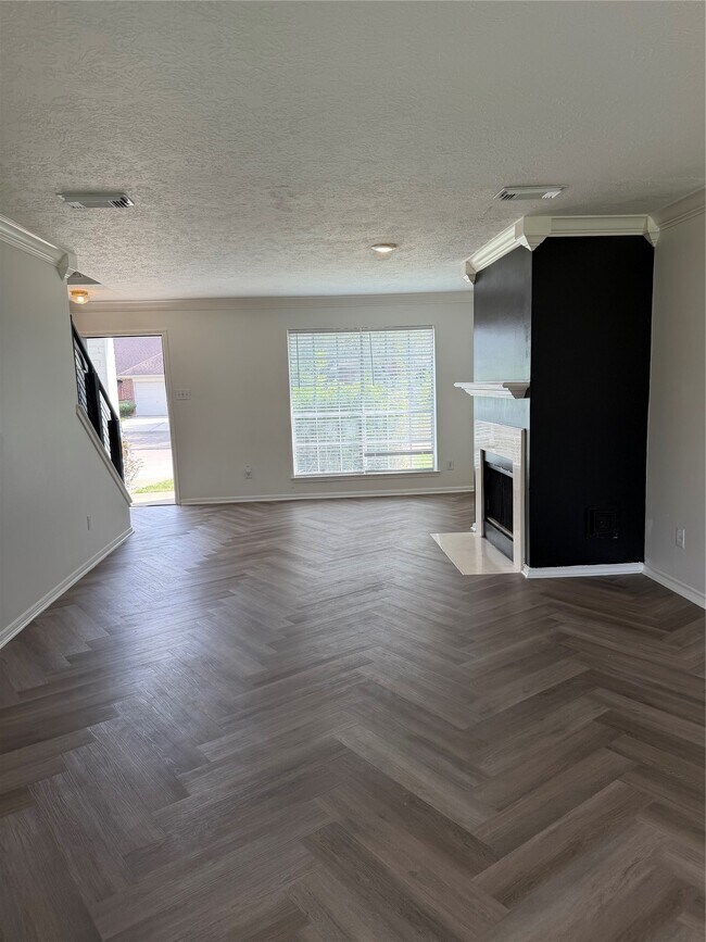 Foto del edificio - 13714 Firerock Dr