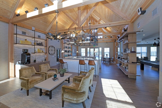 Interior Photo - Halstead Franklin