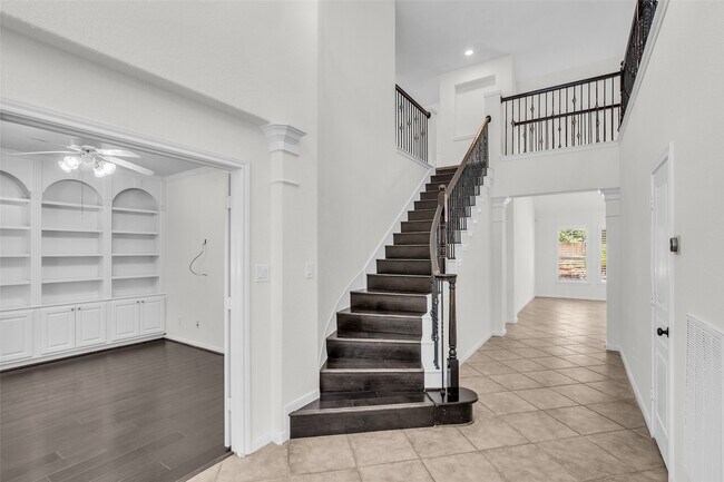 Building Photo - 79 W Shale Creek Cir