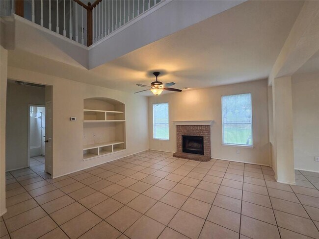 Foto del edificio - 3208 Santee Dr