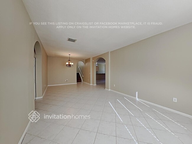 Building Photo - 17115 SW 49th Pl
