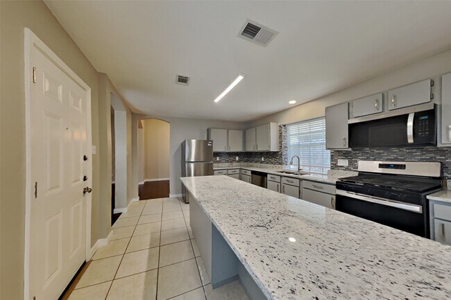 Building Photo - 18702 Timber Way Dr