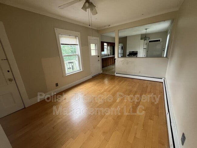 Photo - 39 Mayhew St Apartment