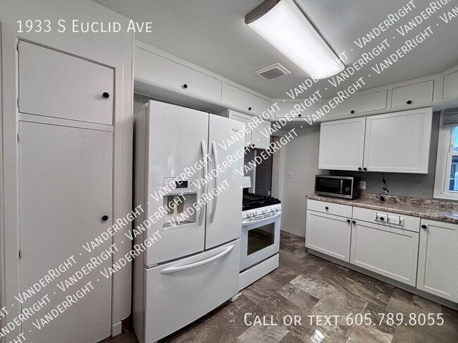 Building Photo - 1933 S Euclid Ave