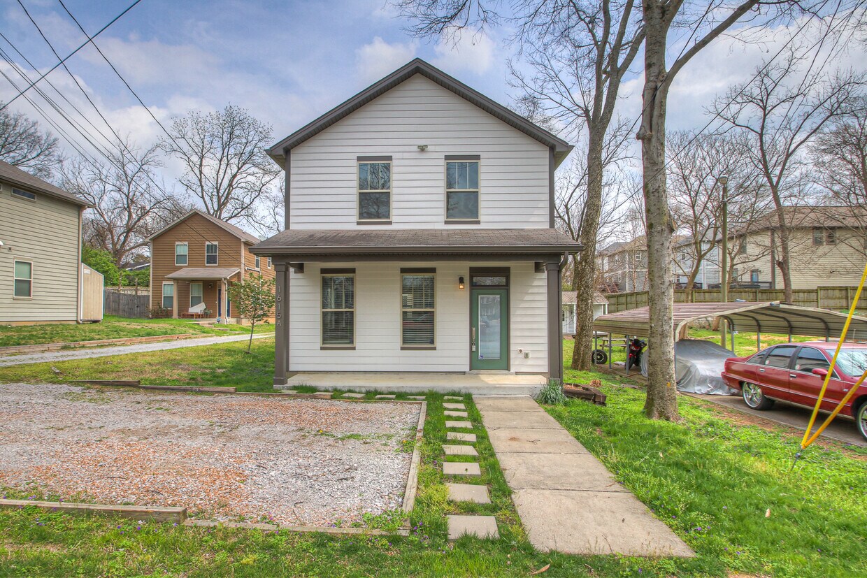Foto principal - 1615A Chase St