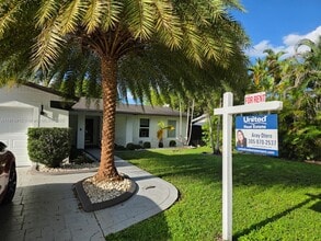 Building Photo - 12945 SW 76th Terrace