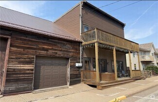 Building Photo - 304 S Main St