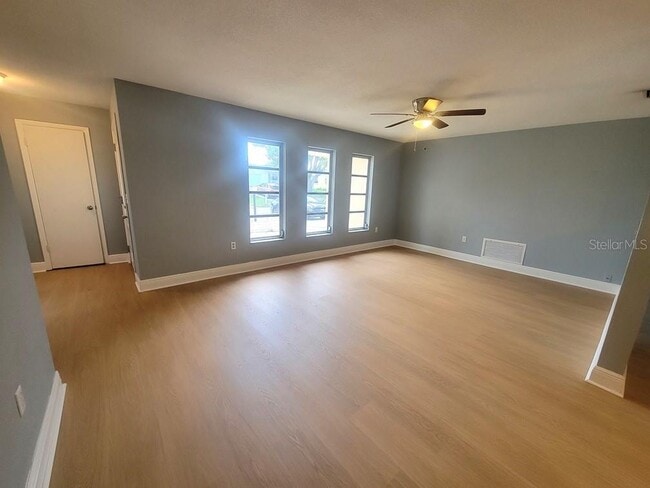 Foto del edificio - 7605 Greybirch Terrace