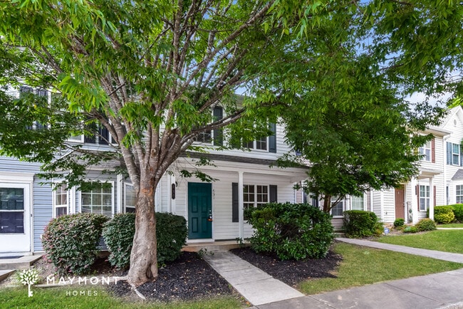 Building Photo - 731 Crestwell Cir