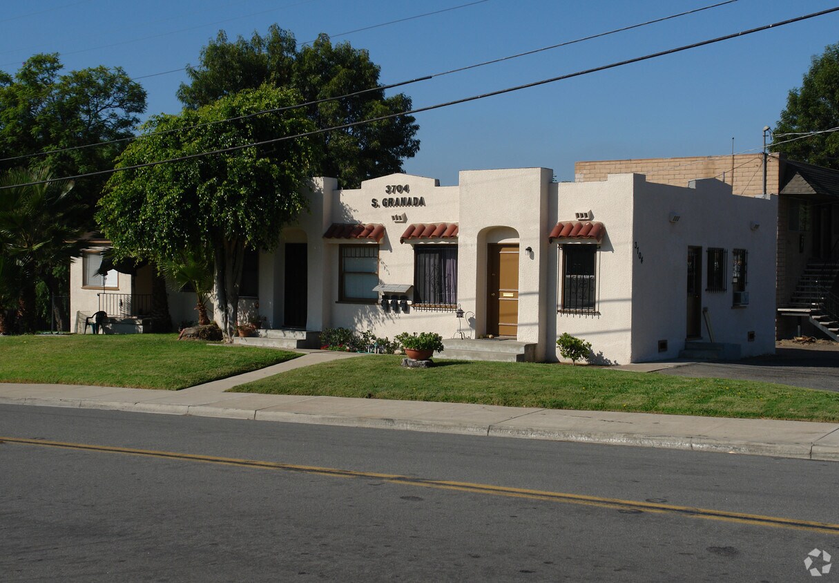 Primary Photo - 3704 S Granada Ave