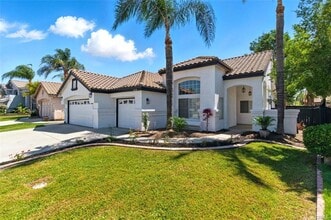 Building Photo - 1272 Avenida Roundelay